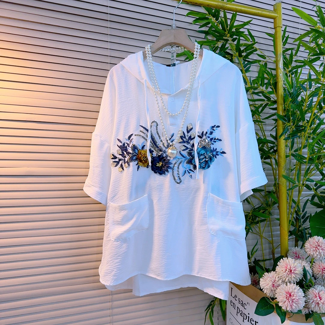 8530胖mm欧货时尚休闲连帽设计感立体花朵订珠宽松减龄短袖百搭衫