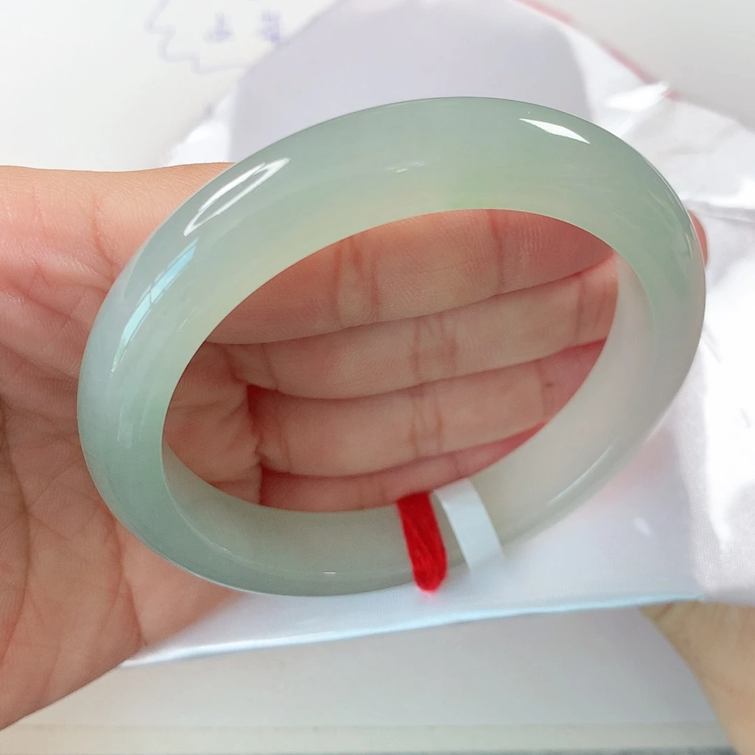 翡翠手镯未镶嵌①⑧⑥