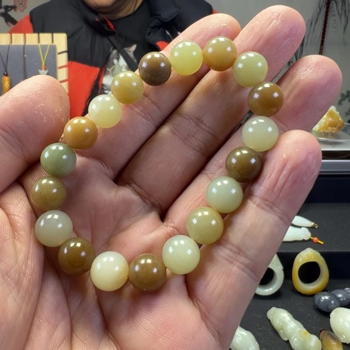 和田玉18K金镶嵌项链