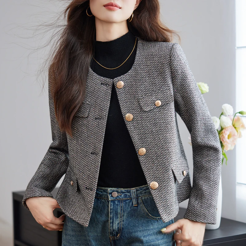 咖色小香风外套女秋季2025新款高级感气质休闲小个子西装外套上衣