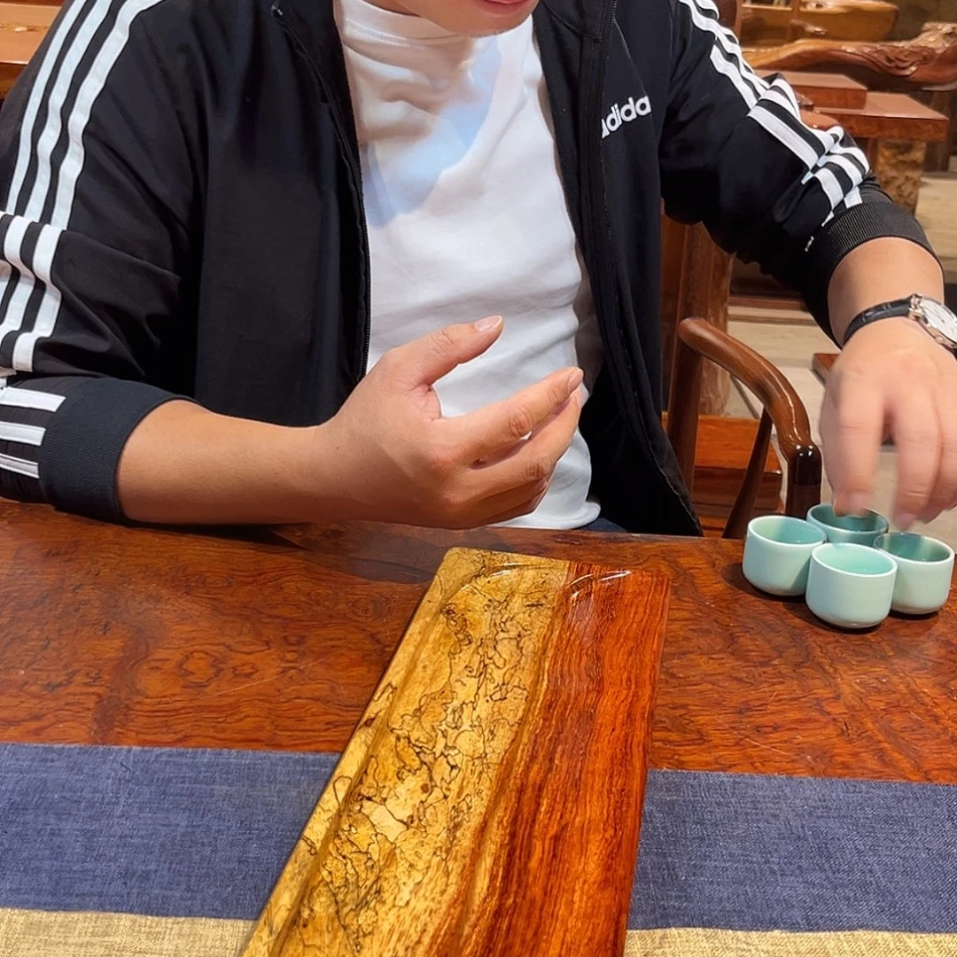 玉木（非红木类）巴花学名古夷苏木