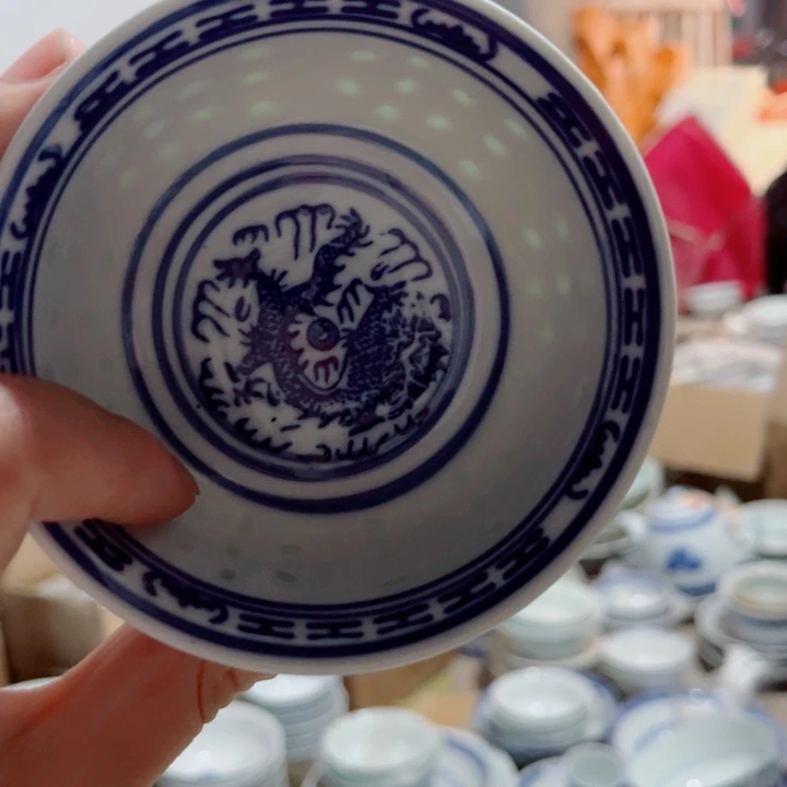青花玲珑3寸小碗龙纹