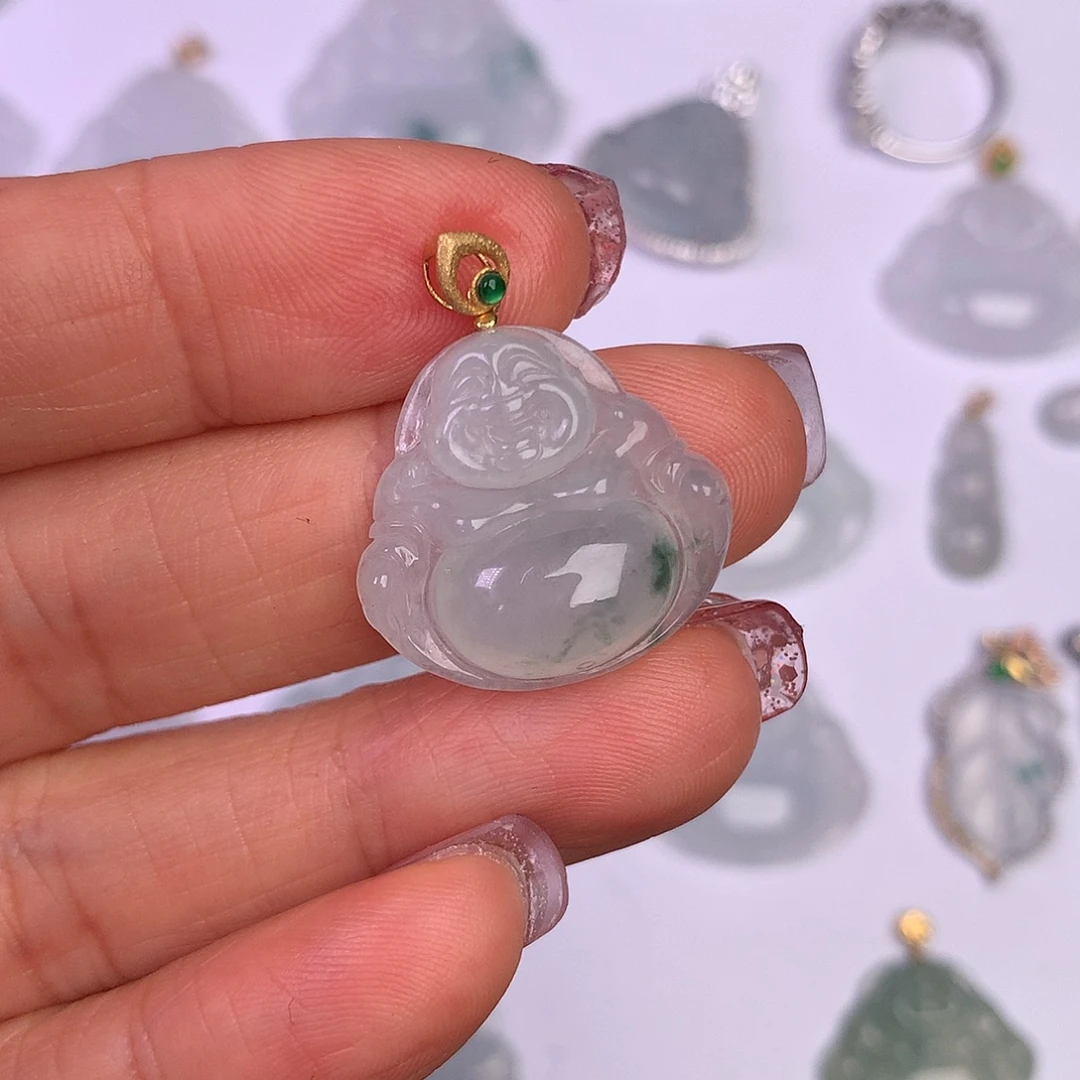 翡翠18K金镶嵌颈饰缅甸翡翠A货