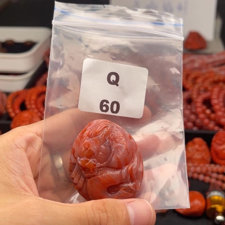 未镶嵌南红玛瑙多样性发货吊坠42南红玛瑙