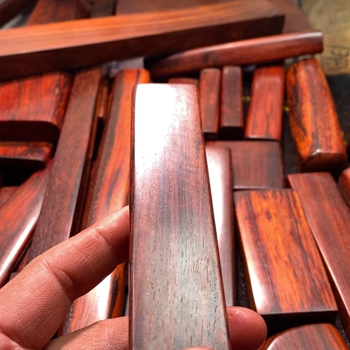 吴****記印度小叶檀香紫檀假一赔万