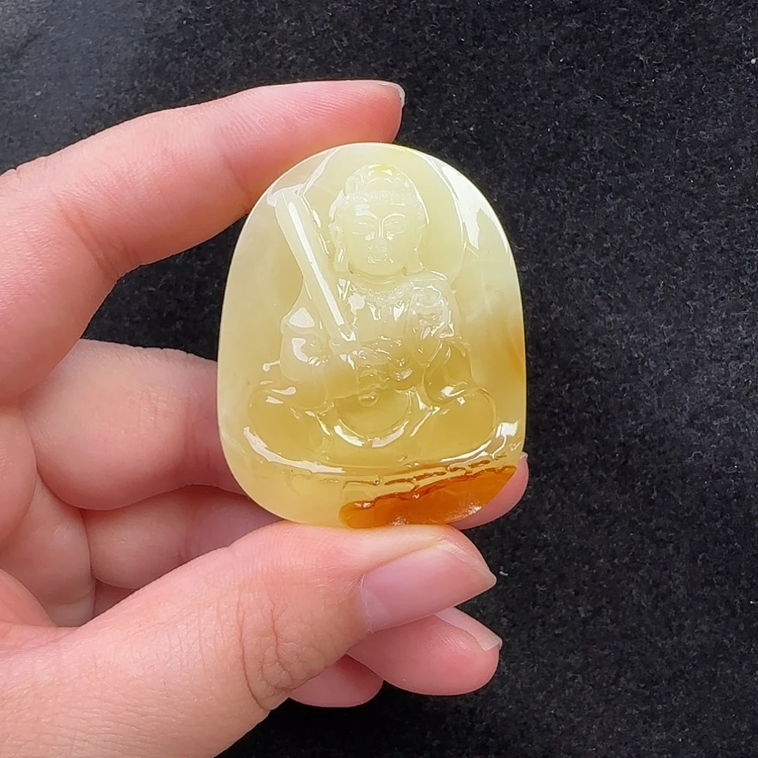 蜜蜡未镶嵌珠宝奇石