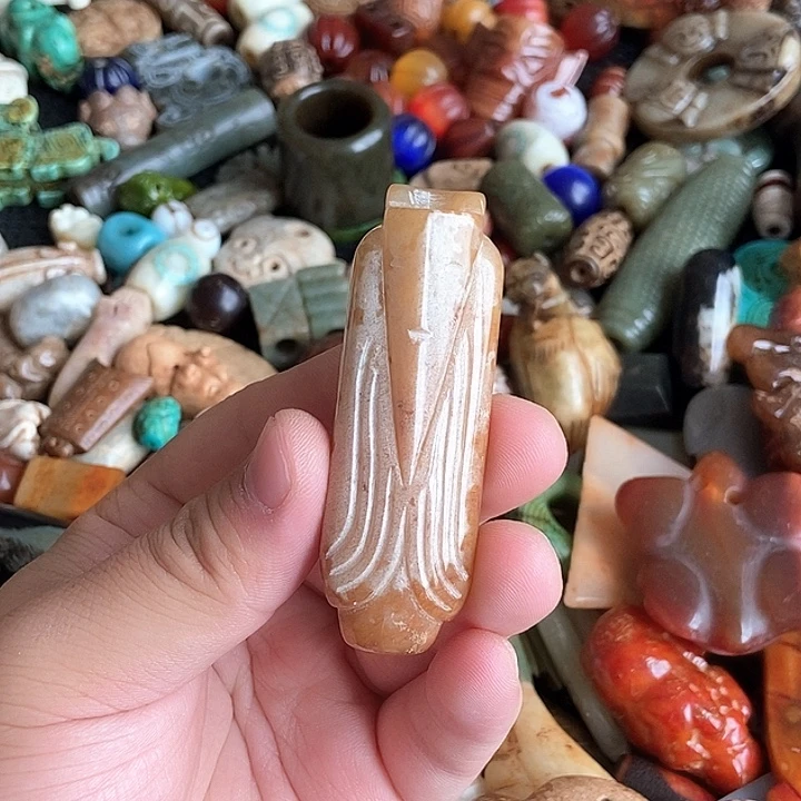 和田玉未镶嵌颈饰16