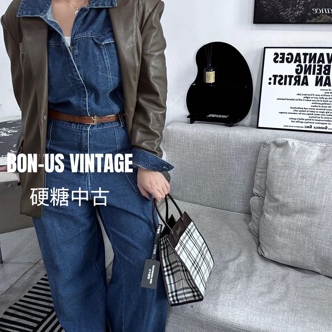 95新 BURBERRY/博柏利 8613084/迷你小琴谱