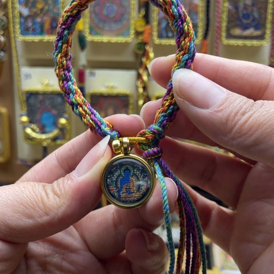 吊坠唐卡一步到位一步之远