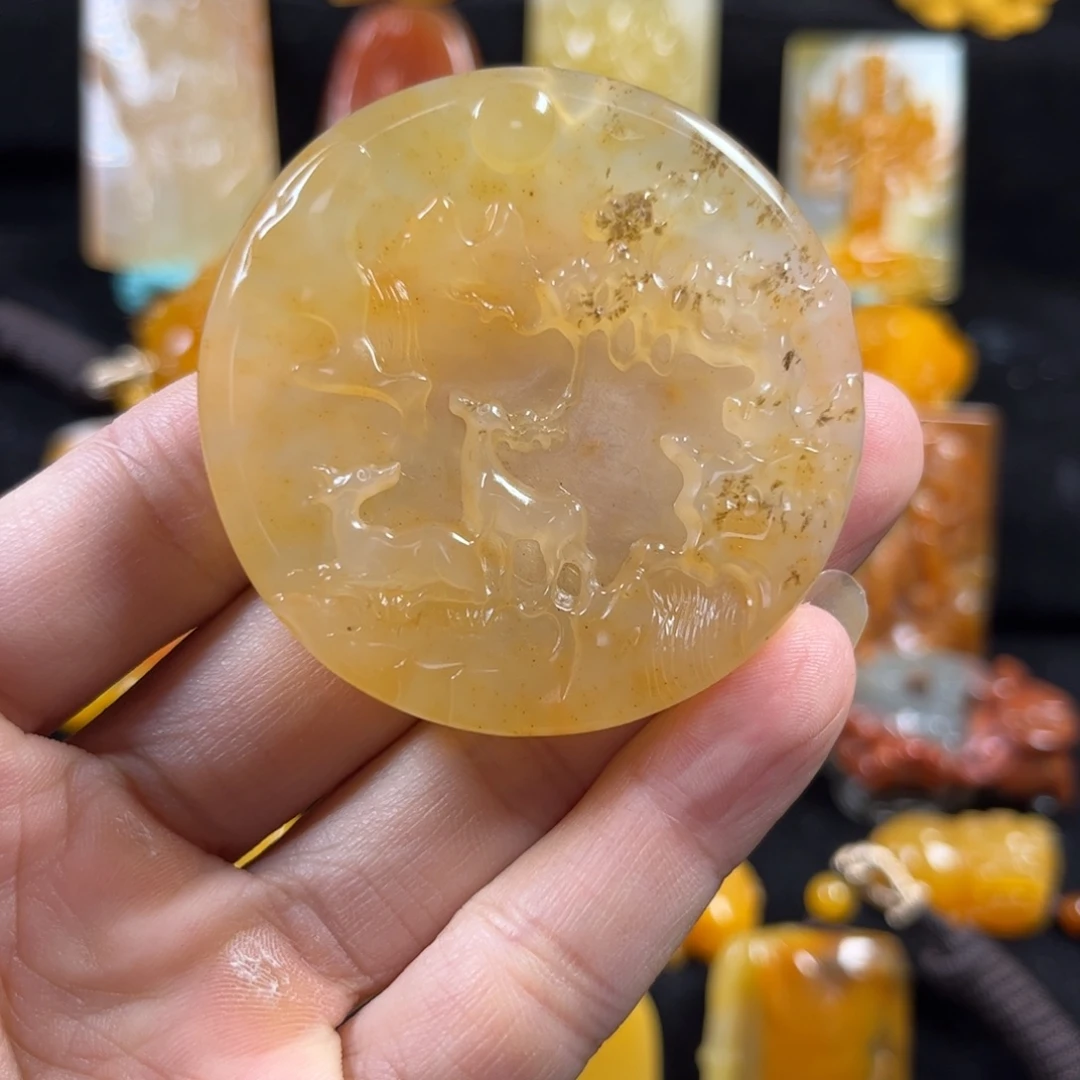 石英质玉（黄龙玉）合金颈饰