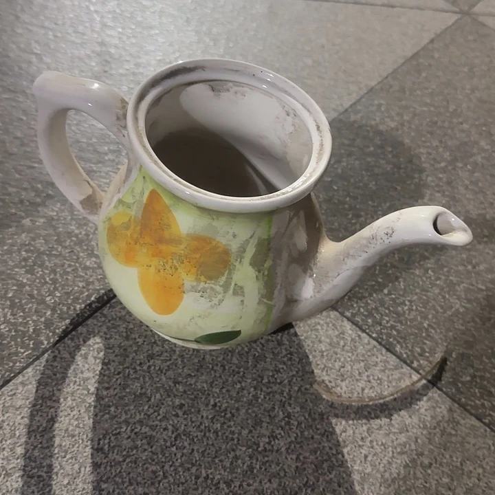 瓷片陶瓷盘子碗啥都有