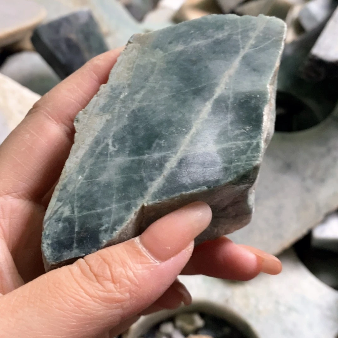 颈饰未镶嵌翡翠天然翡翠