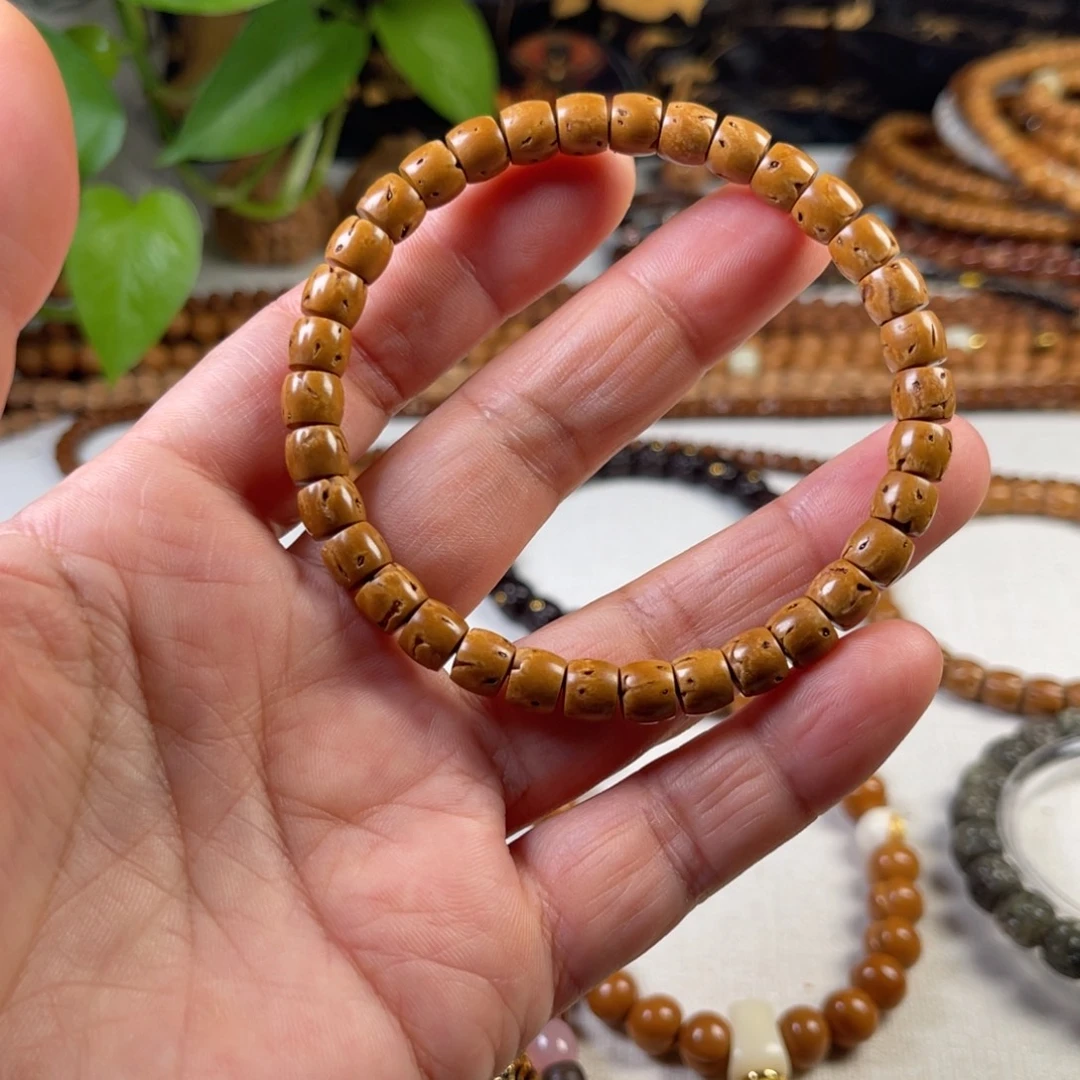 吊坠桃核345677888999999