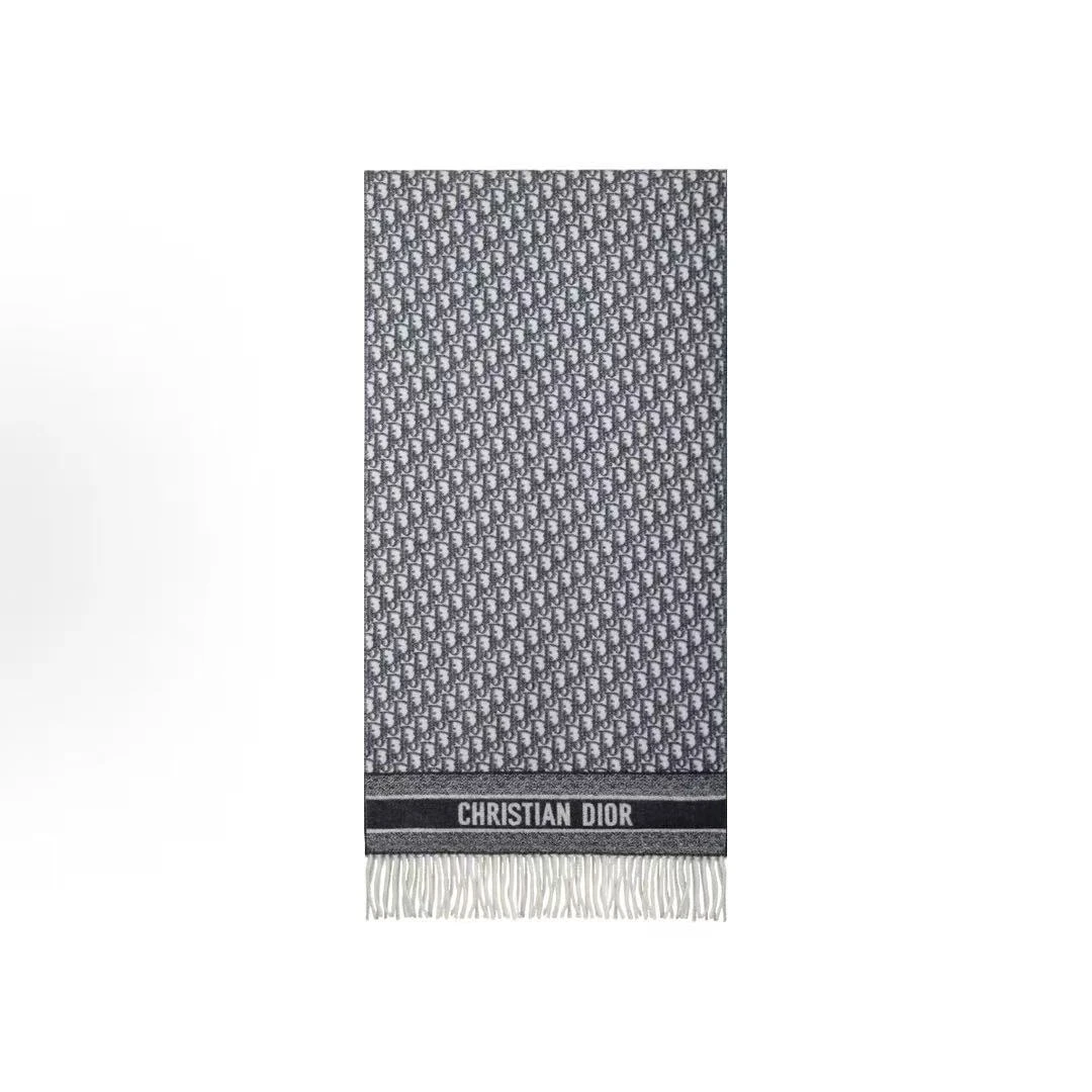 DIOR/迪奥 经典老花满印羊绒围巾