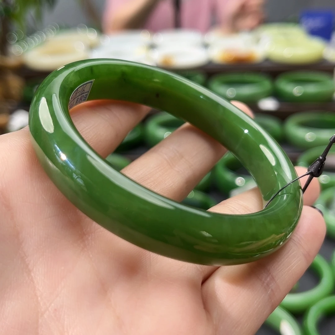 和田玉（碧玉）手镯未镶嵌