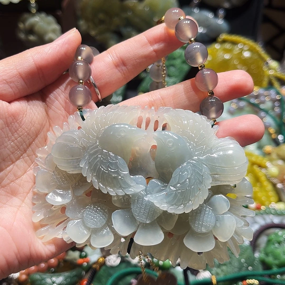 颈饰未镶嵌和田玉