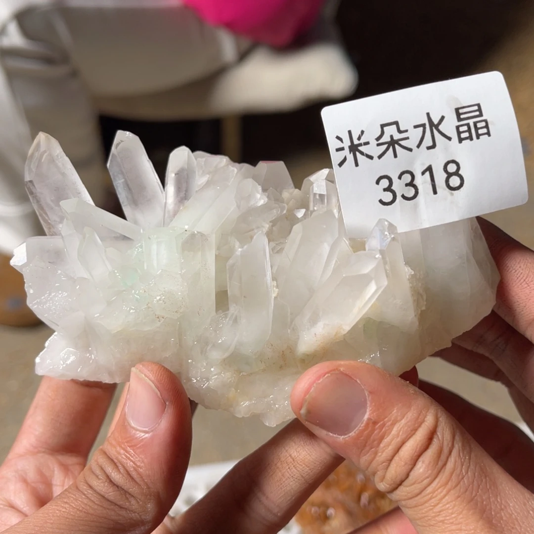自***姐珠宝半成品未镶嵌水晶
