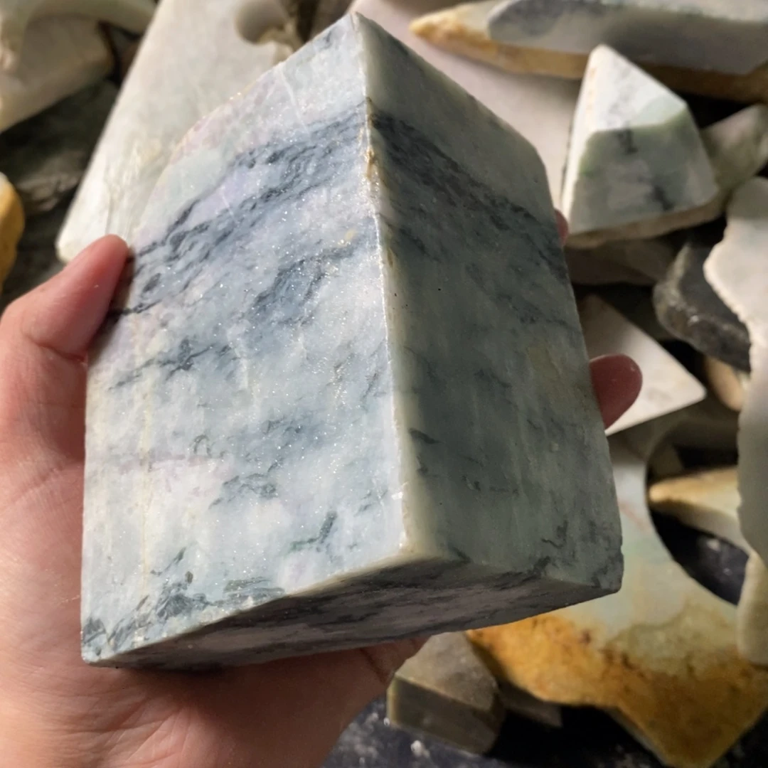 颈饰未镶嵌翡翠天然翡翠