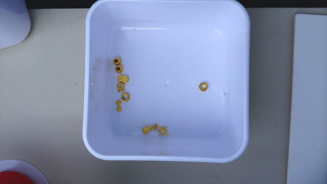 黄金足金小金 豆