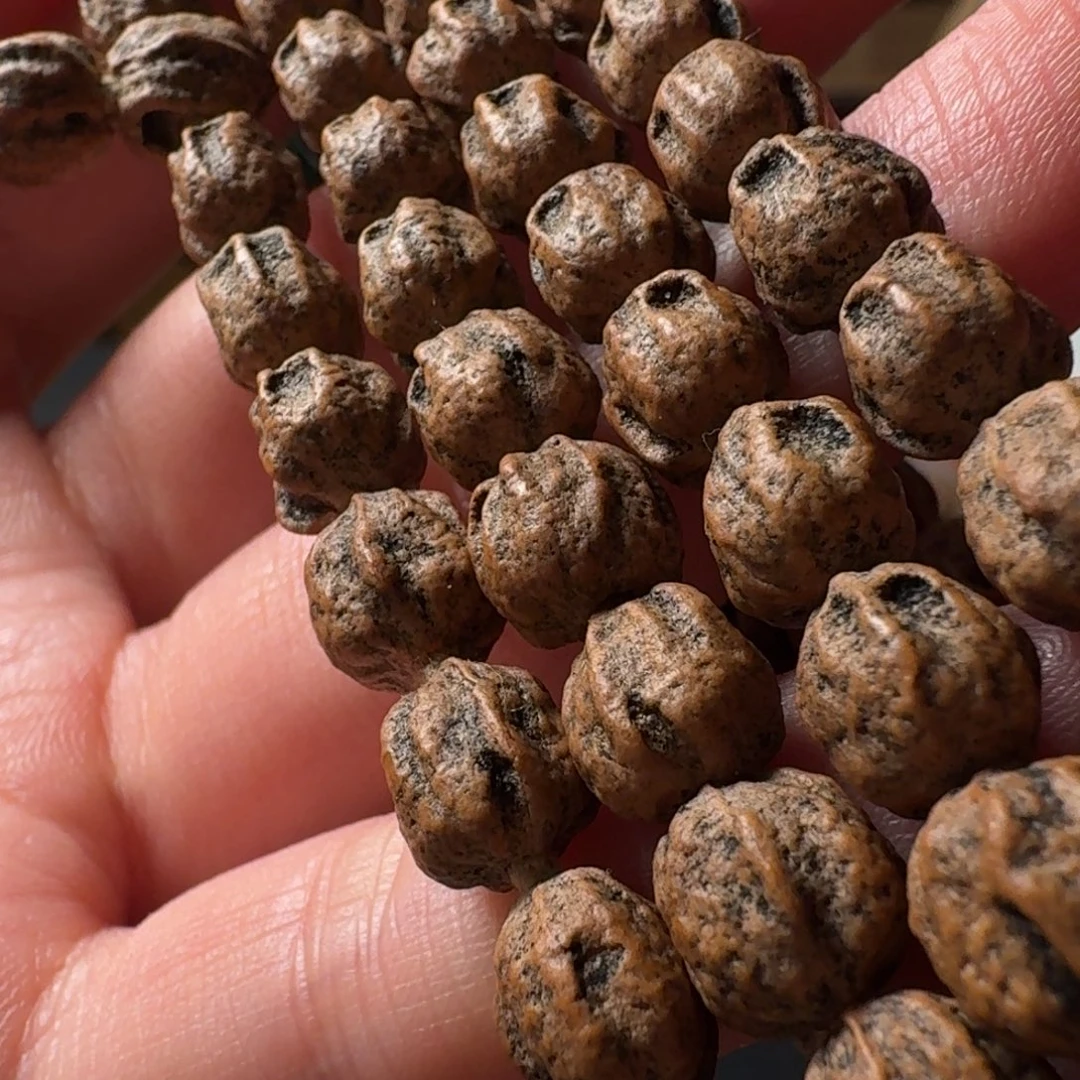 洋***坨吊坠柏香籽/百香籽