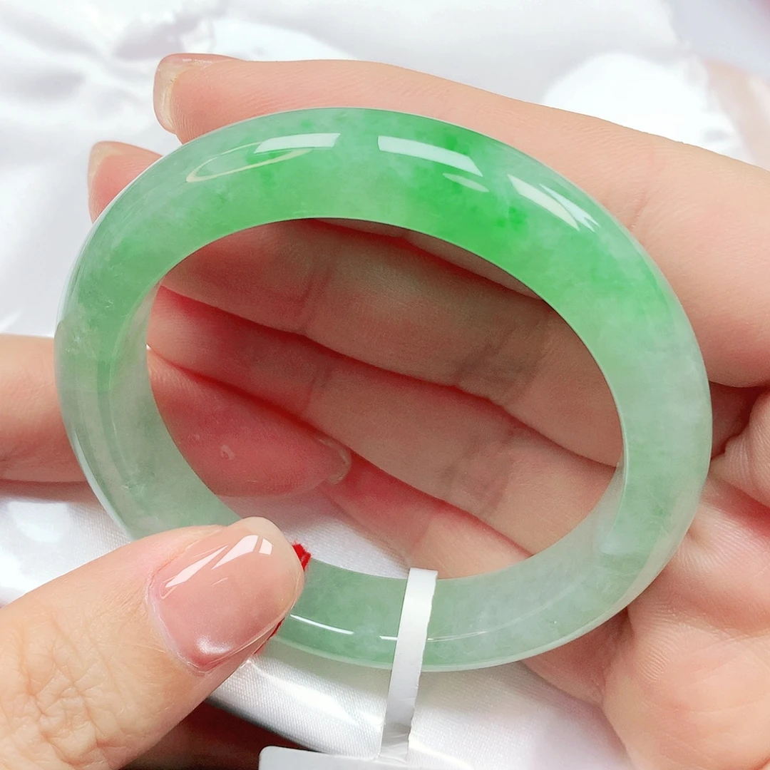 翡翠未镶嵌手镯抖音218