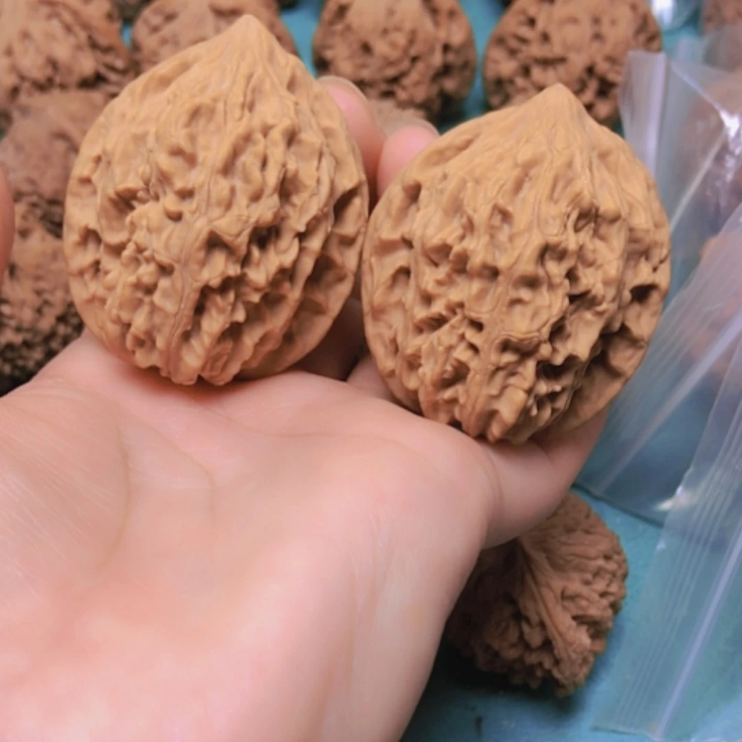 【闪购商品】摆件核桃42鸡心有修