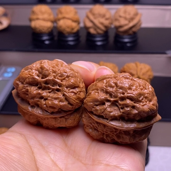 把件文玩核桃帝龙疙瘩包38