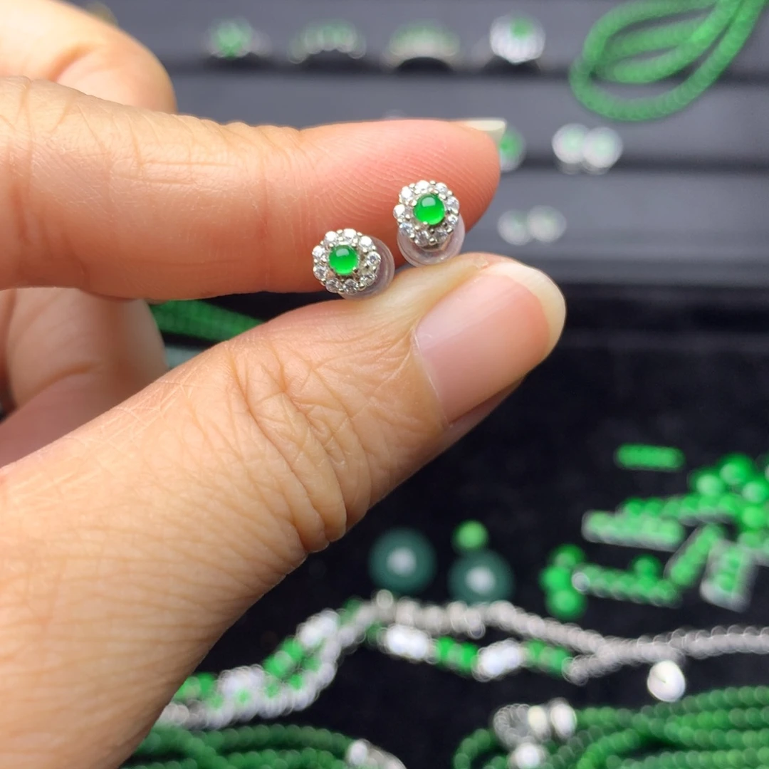 翡翠银S925镶嵌耳饰蛋面小耳钉