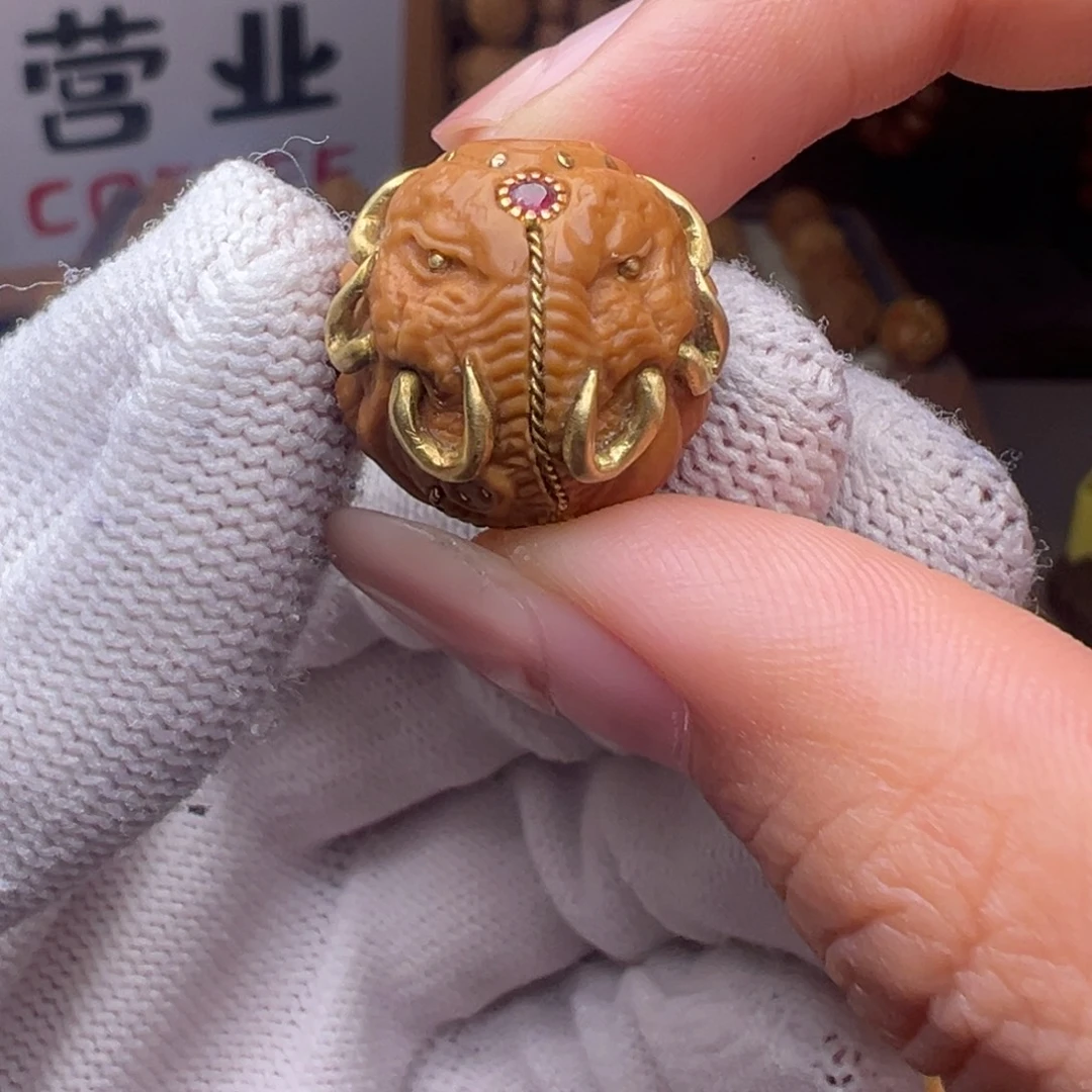 猴头核桃把件镶嵌款象神全品有正常封口线