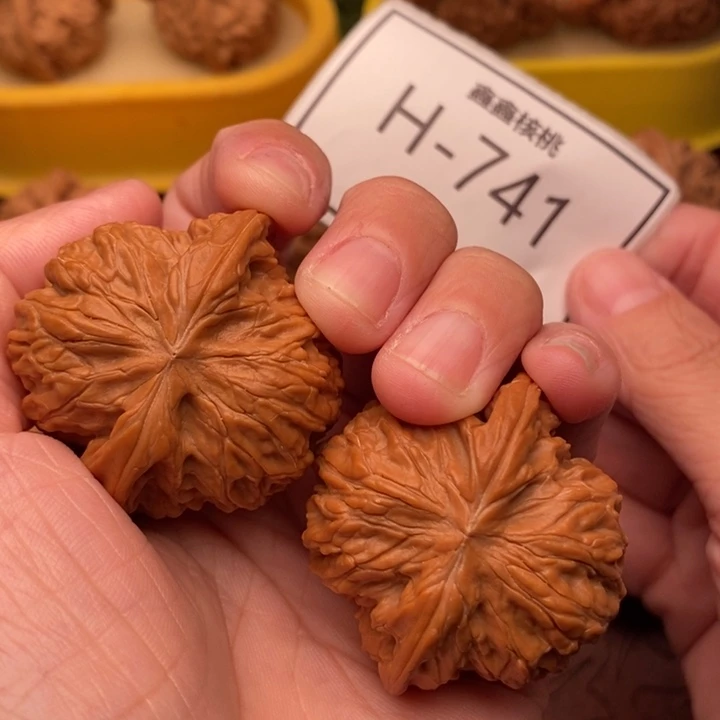 把件桃核磨盘40….