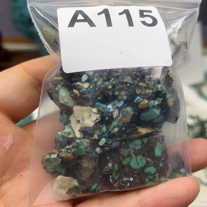 云***、玛瑙/玉髓未镶嵌笔搁