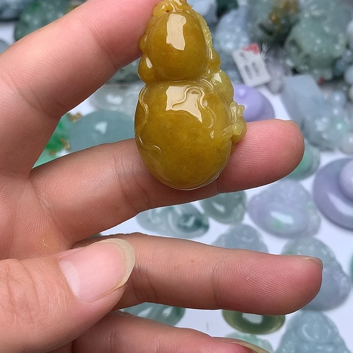 翡翠未镶嵌颈饰天然翡翠