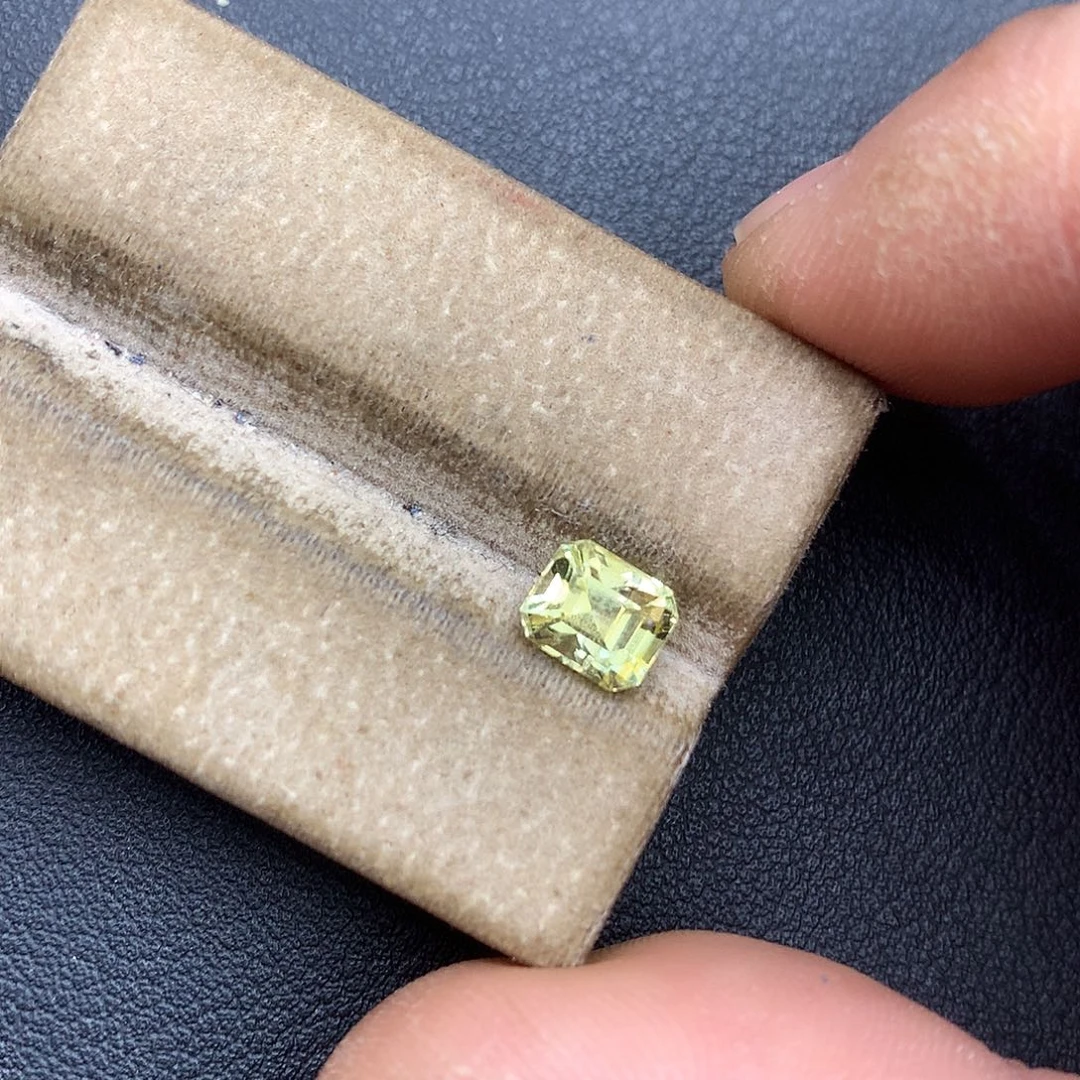 裸石金绿宝石1.57ct