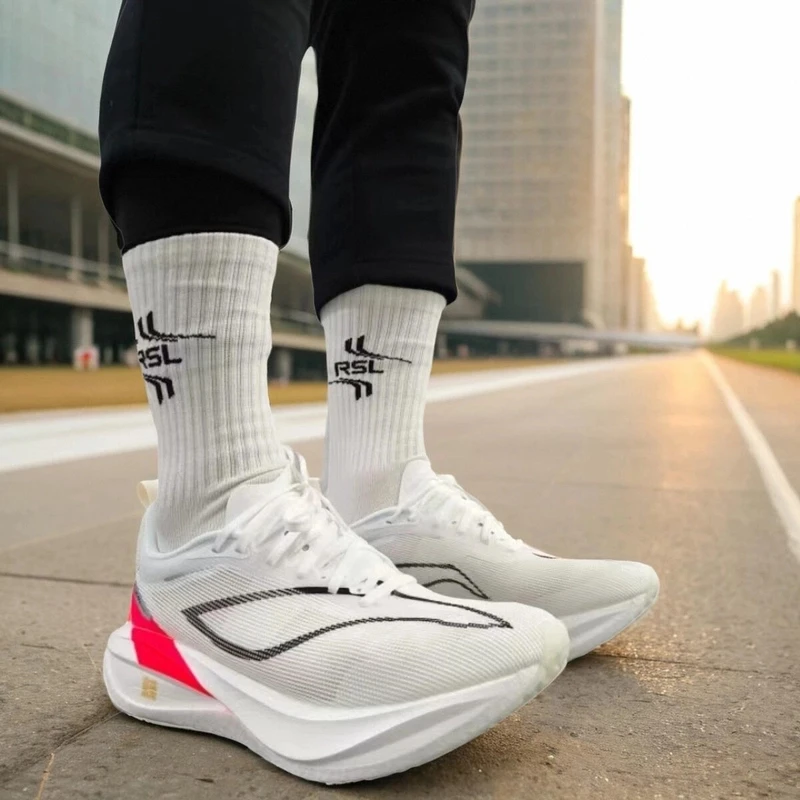 李宁集团飞电5c碳板减震趣士多回弹赤兔7pro竞速运动鞋适配透气