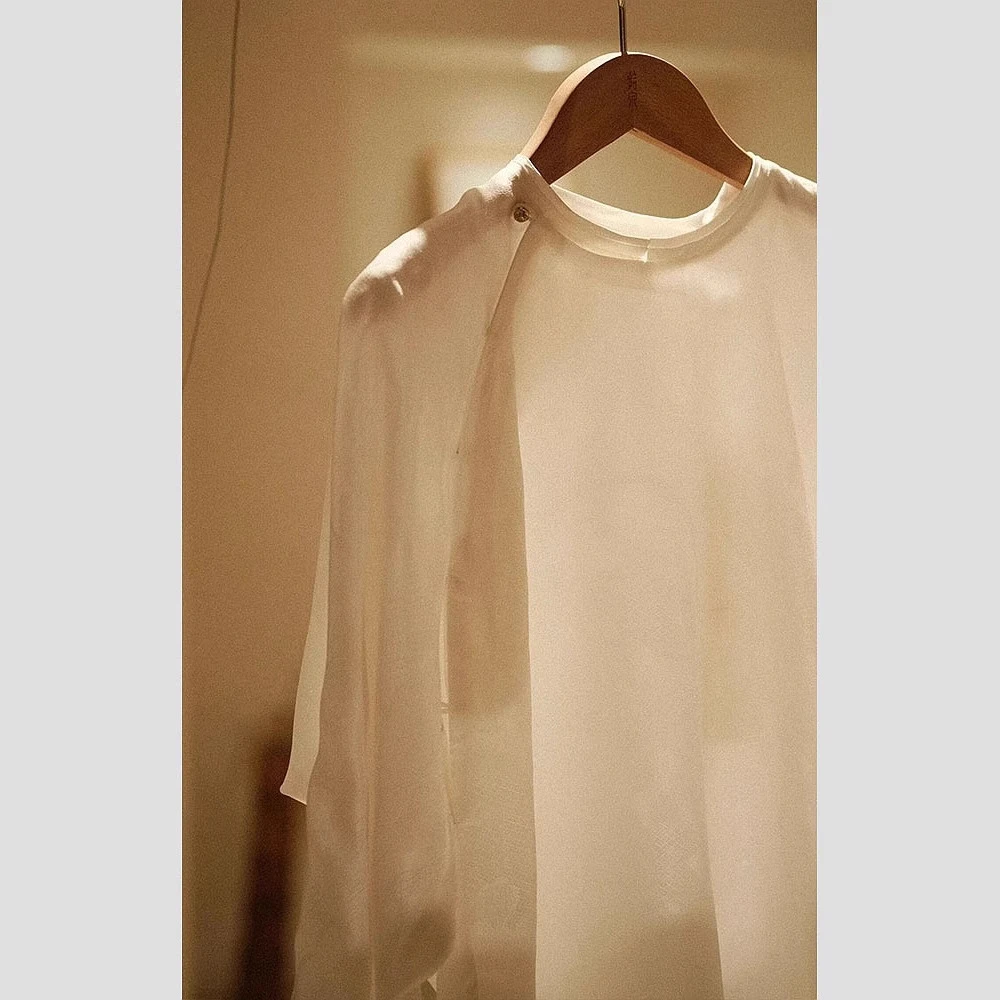 今年流行新款新中式国风复古气质百搭洋气白色圆领长袖禅意风衬衫