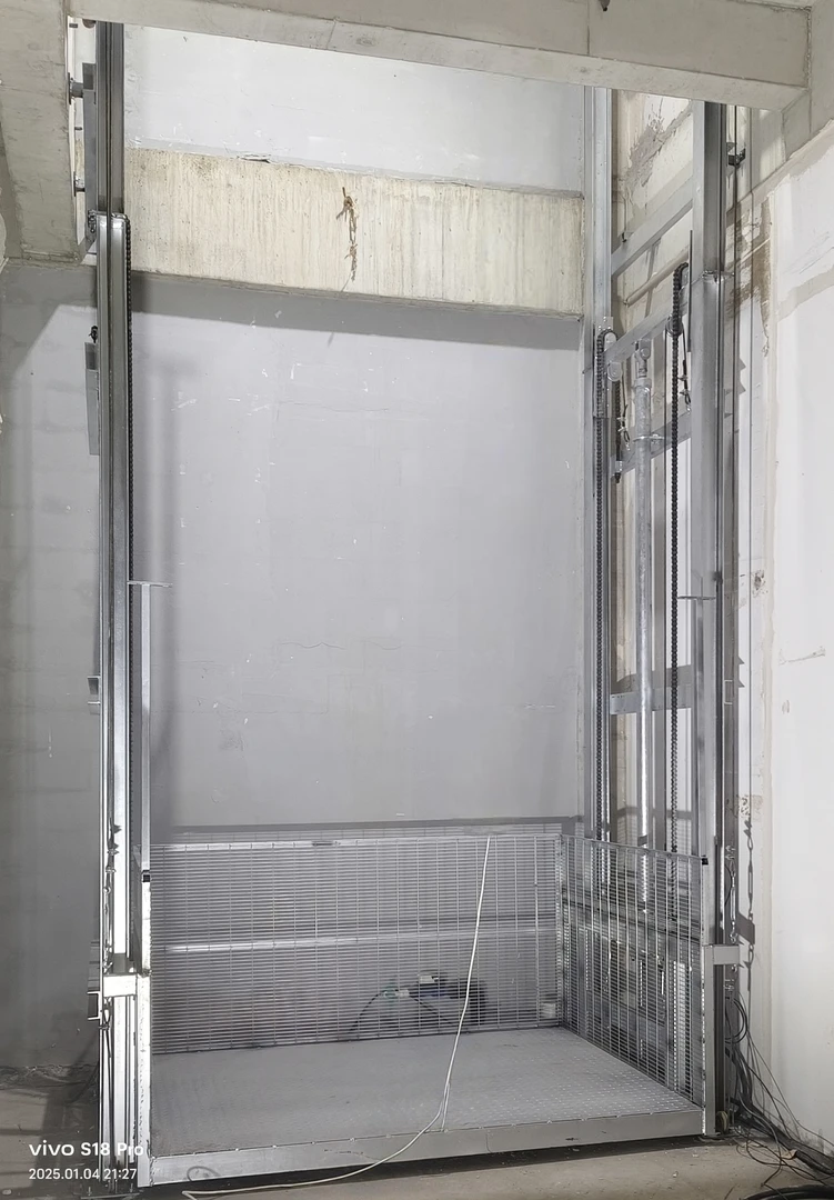 液压升降货梯升降平台提升机厂房车间家用举升机