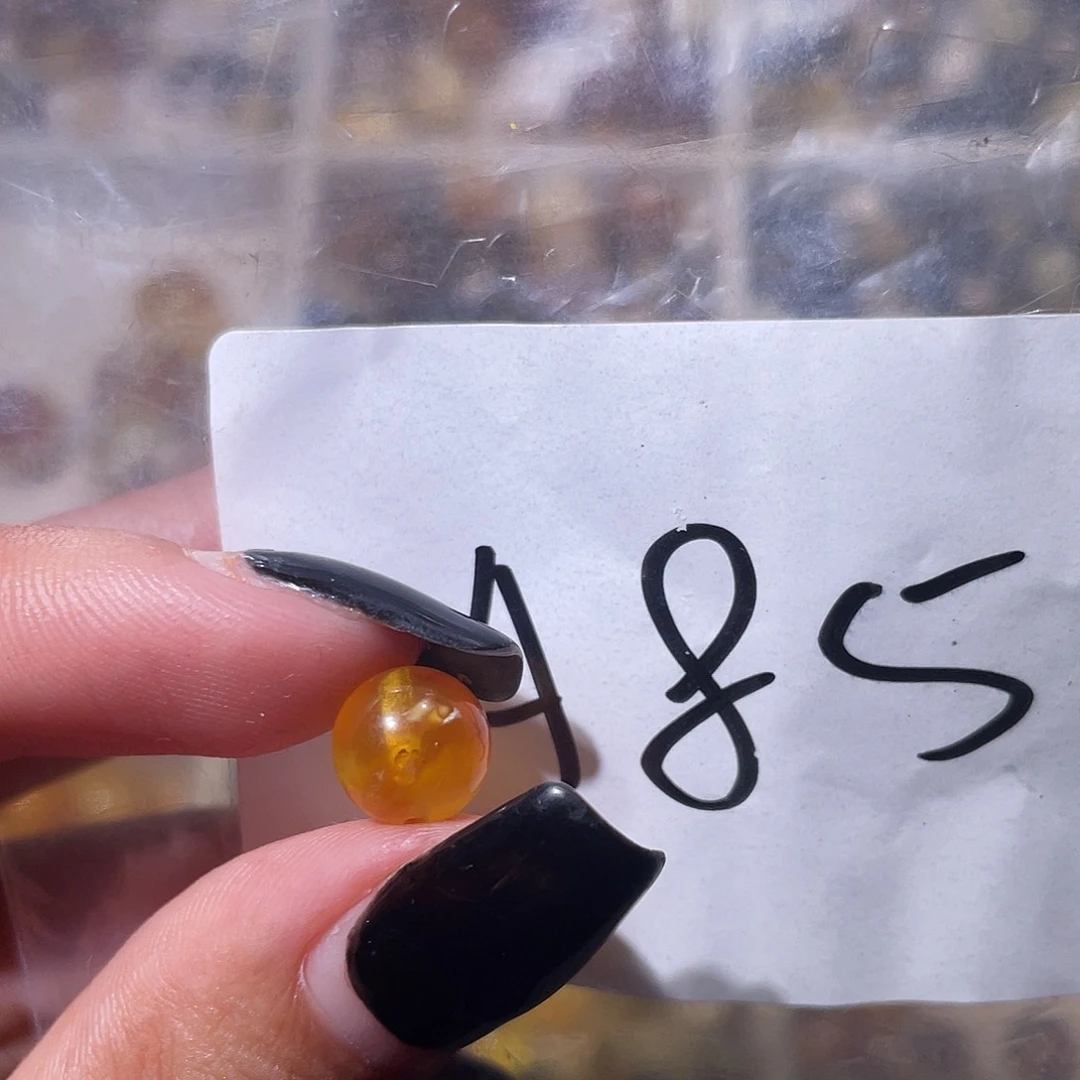 未镶嵌琥珀裸石8.5福利