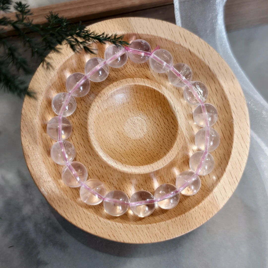 天然粉水晶圆珠手串轻奢仙女款（果冻粉）