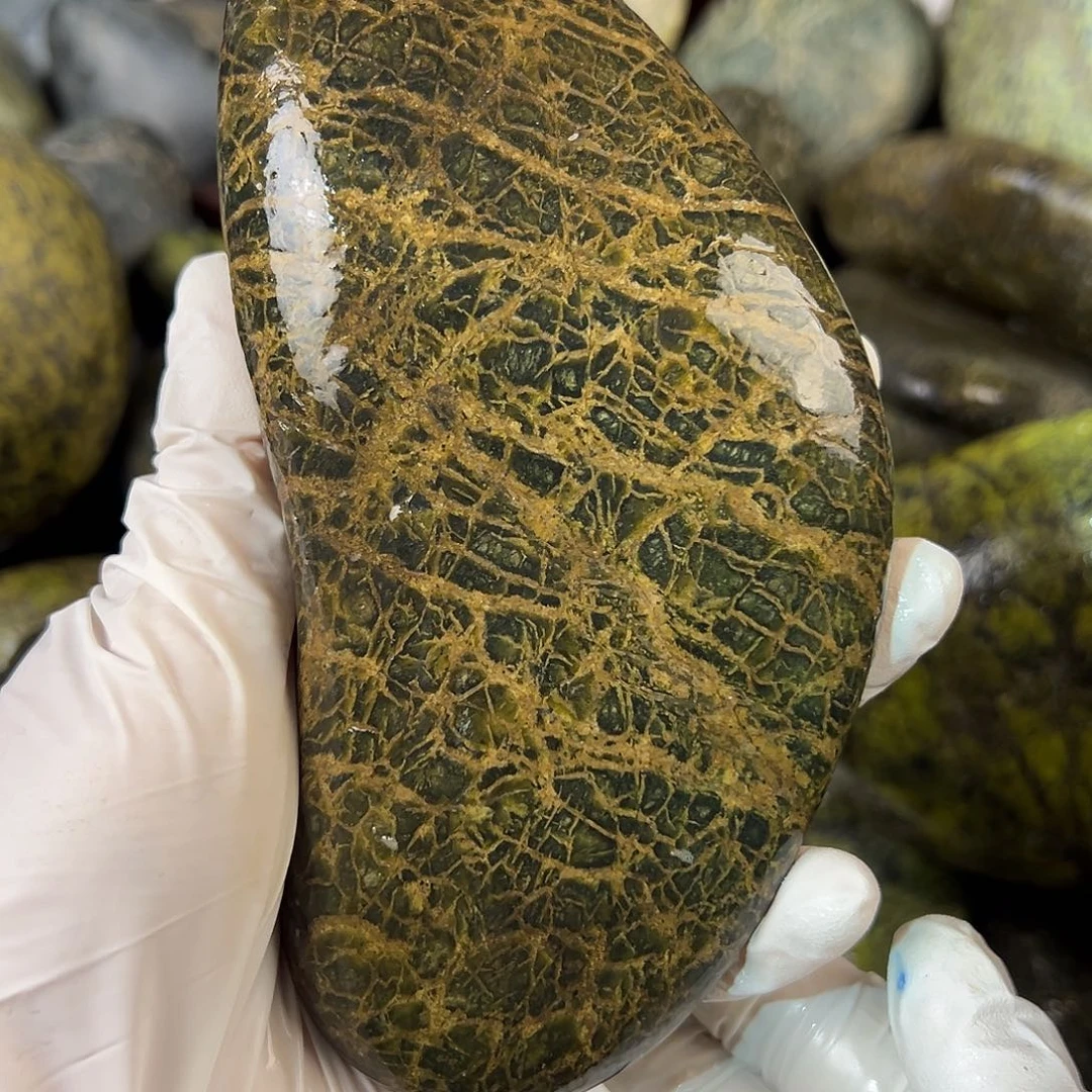 未镶嵌蛇纹石玉西藏藏玉药王石麦*