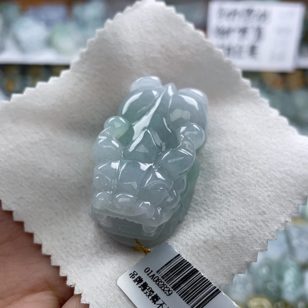 颈饰未镶嵌翡翠貔貅61