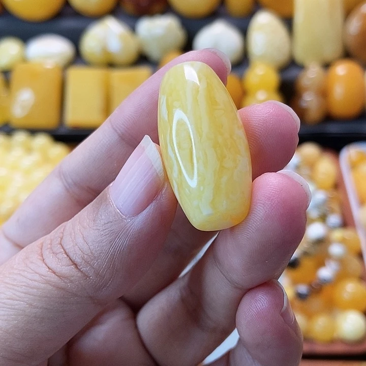 蜜蜡未镶嵌吊坠(不含链)