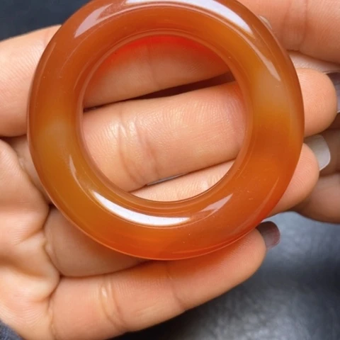 和田玉（糖玉）挂件未镶嵌