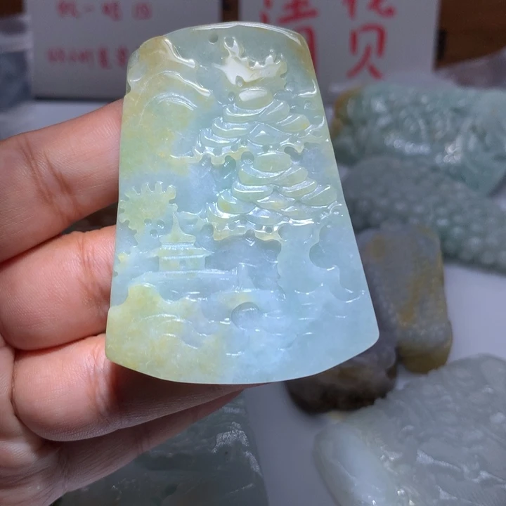 翡翠未镶嵌颈饰保真天然A货缅甸翡翠