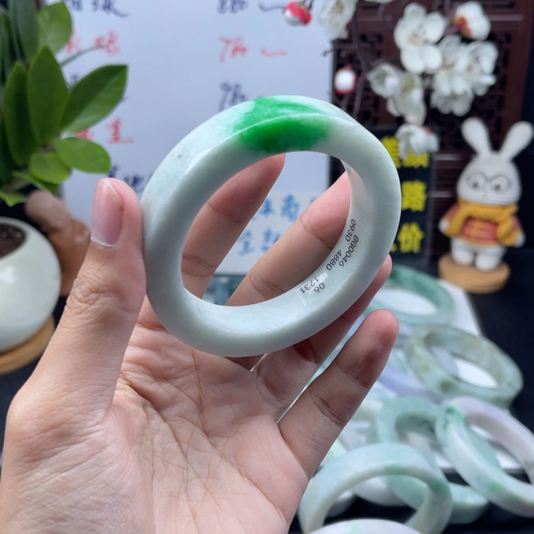 定制翡翠未镶嵌正圈