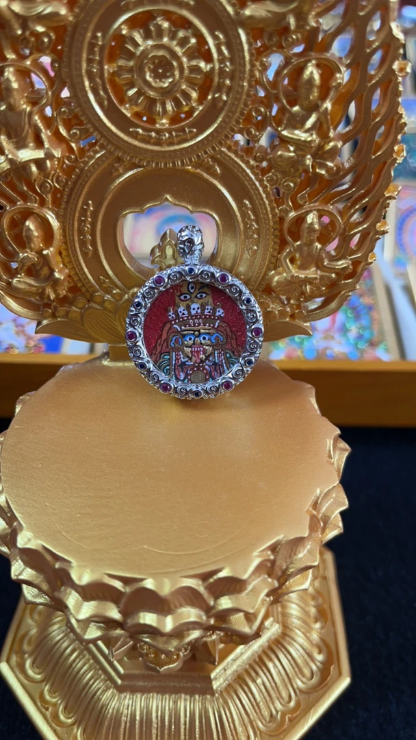 钛钢吊坠 纯手绘2.0扎基娘娘唐卡精品