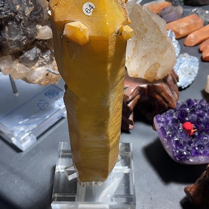 水晶水晶未镶嵌?**宝水晶