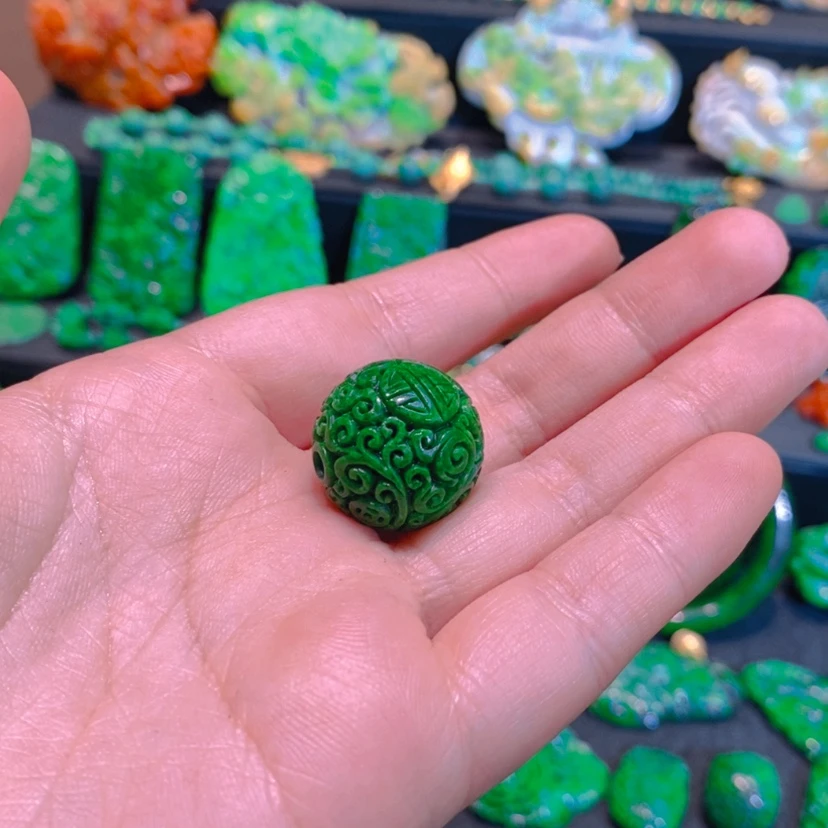 【闪购商品】翡翠未镶嵌颈饰吊坠