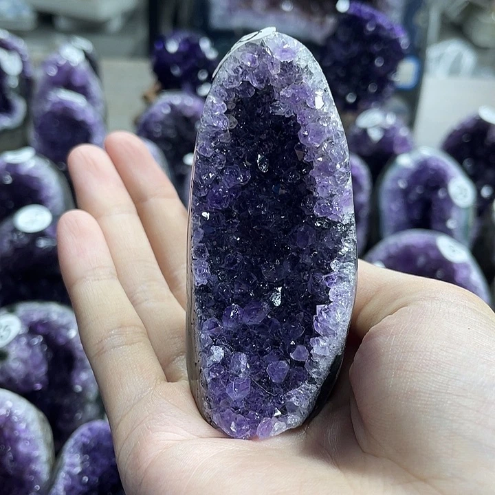 未镶嵌珠宝半成品水晶