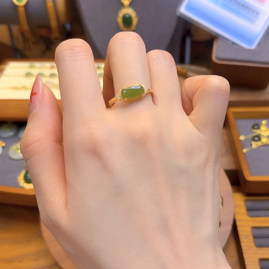 和田玉戒指银S925镀金镶嵌