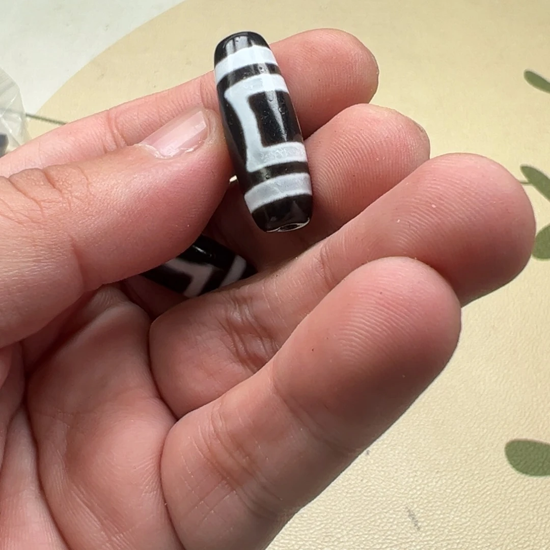 吊坠白玉菩提黑色6245